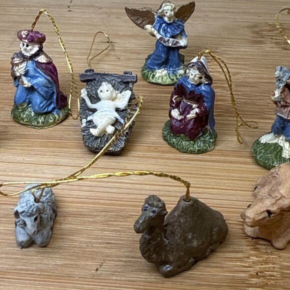 Dollhouse Miniature Christmas Holiday 10 Piece Hand Painted Nativity ornaments - Picture 3 of 11